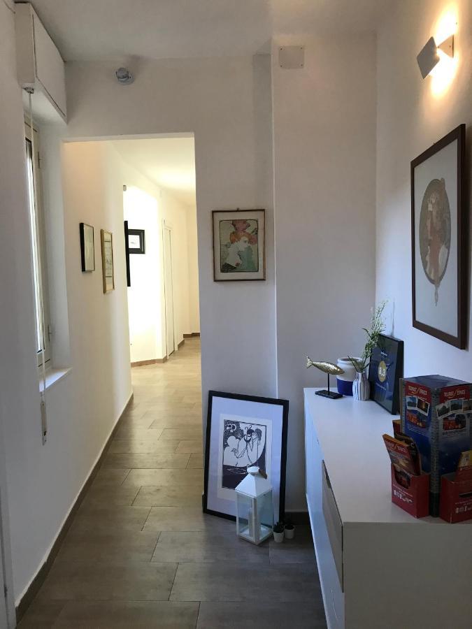 Bed and Breakfast La Dimora Delle Muse Catania Exterior foto