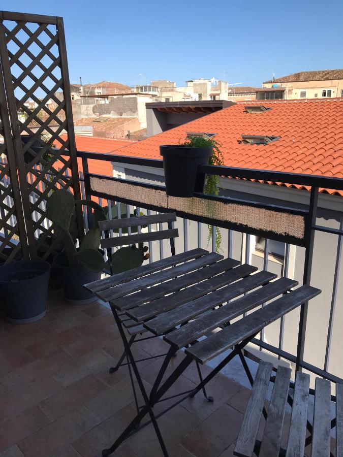 Bed and Breakfast La Dimora Delle Muse Catania Exterior foto